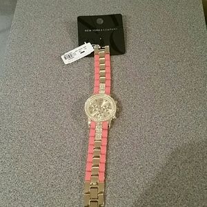 New York & Company Watch
